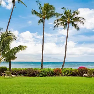 stunning-maui-oceanfront-ac-pool-and-spa-walk-to-beach.hotelsinhawaii.org/
