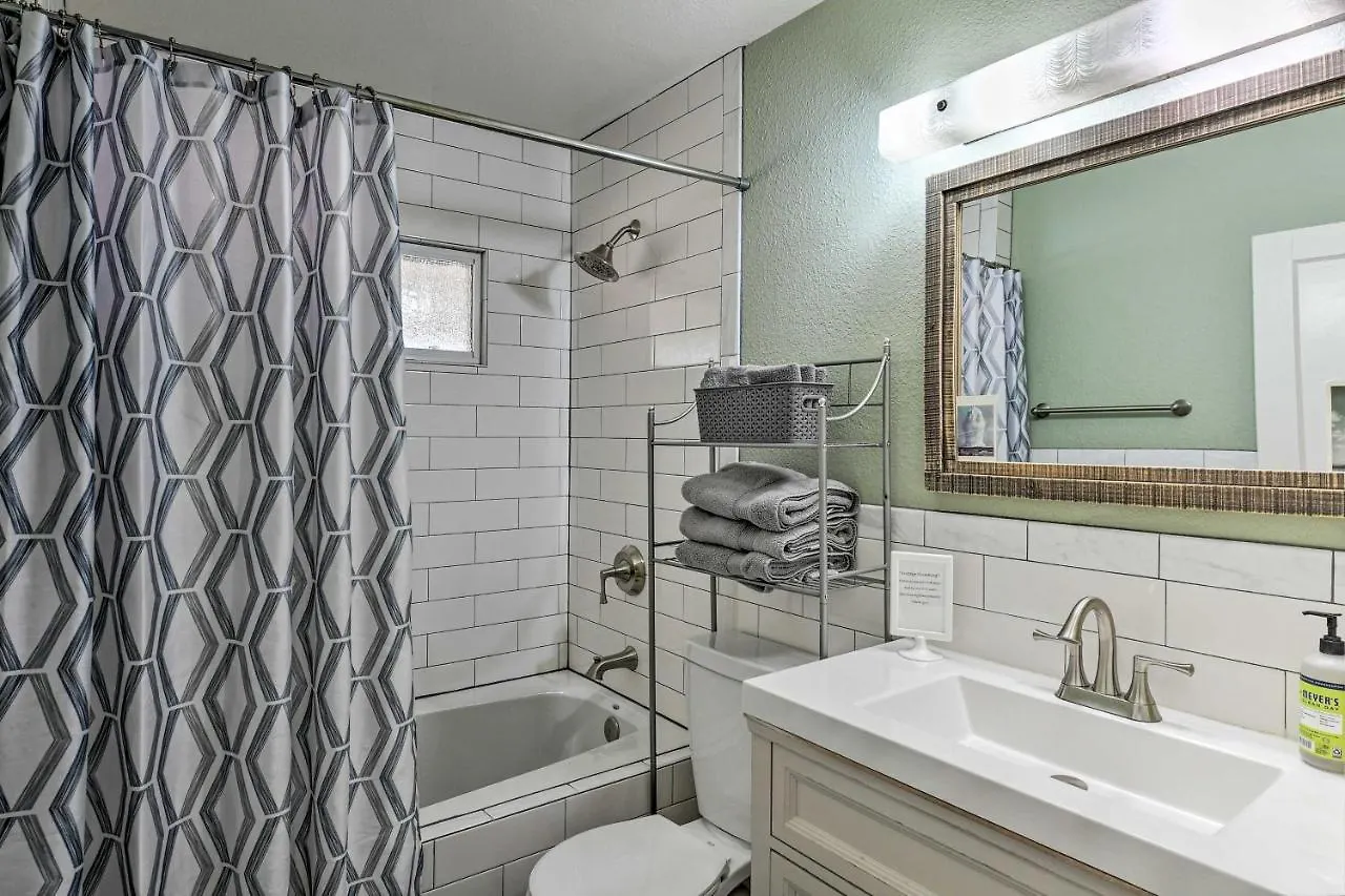 Vintage Las Vegas Oasis Less Than 3 Mi To The Strip! بيت للعطل