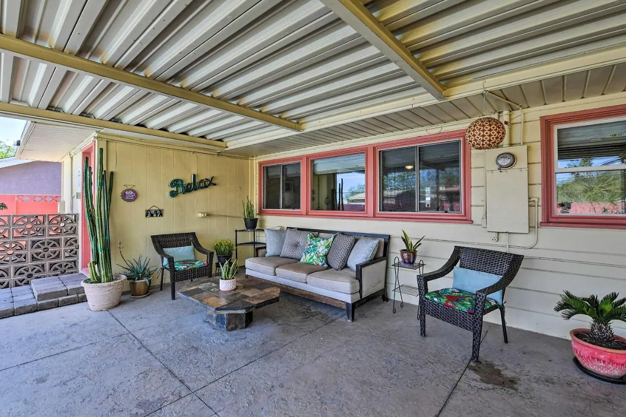 بيت للعطل Vintage Las Vegas Oasis Less Than 3 Mi To The Strip! الولايات المتحدة الأمريكية